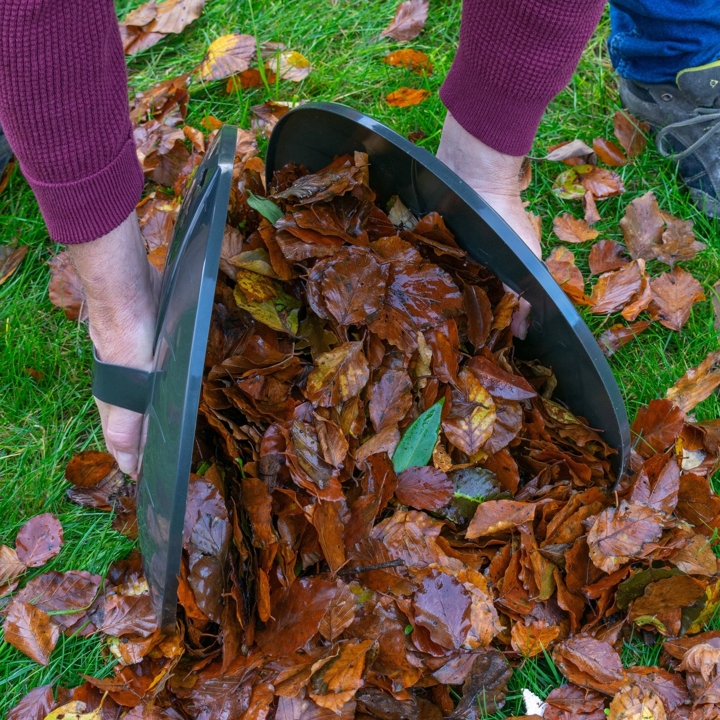Leaf Grab Garden Cleaning Scoops, Dark Gray Landscape Fabric Home and Garden Use