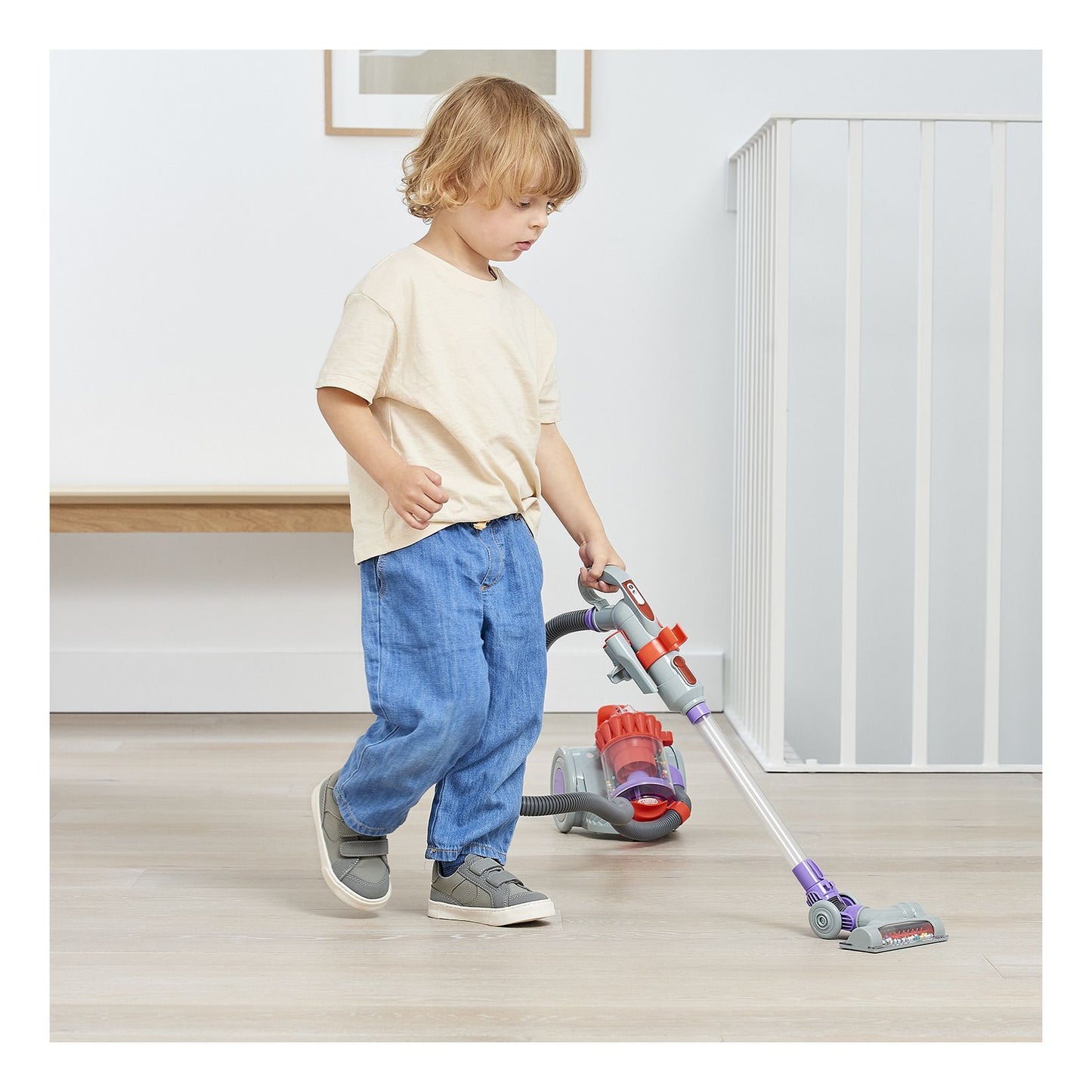 Dyson DC22 Vacuum Cleaner